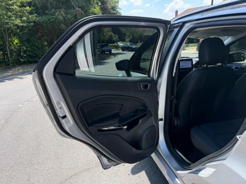 Ford Ecosport Active Blue #48