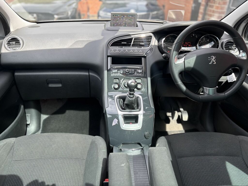 Peugeot 5008 2015 1.6 Bluehdi Allure Mpv Euro Grey #4