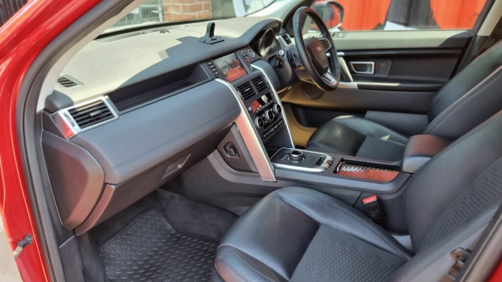 Land Rover Discovery Sport 2017 2.0 Td4 Se Tech Suv 4Wd Euro Red #4