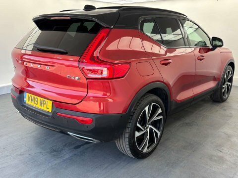 Volvo XC40 2.0 Xc40 R-design KM19WPL Red #4