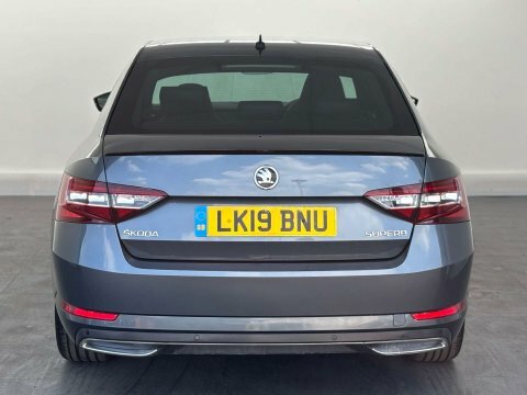 Skoda Superb 1.5 Superb Sportline LK19BNU Grey #2
