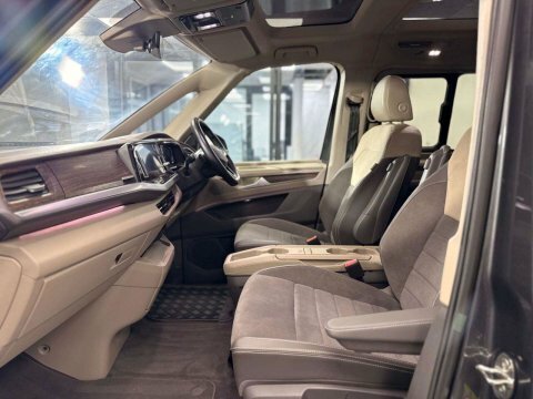 Volkswagen Multivan Life 1.4 Tsi Ehybrid 218Ps Dsg 7 Seat Black #72