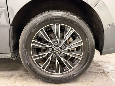 Volkswagen Multivan Life 1.4 Tsi Ehybrid 218Ps Dsg 7 Seat Black #12