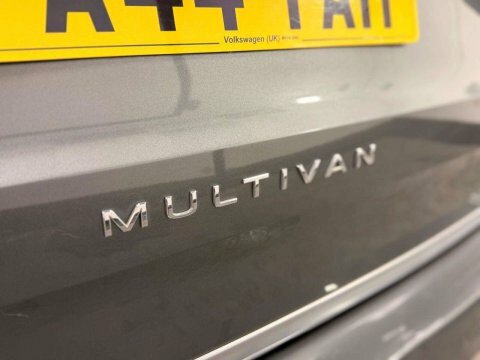 Volkswagen Multivan Life 1.4 Tsi Ehybrid 218Ps Dsg 7 Seat Black #19
