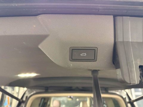 Volkswagen Multivan Life 1.4 Tsi Ehybrid 218Ps Dsg 7 Seat Black #65