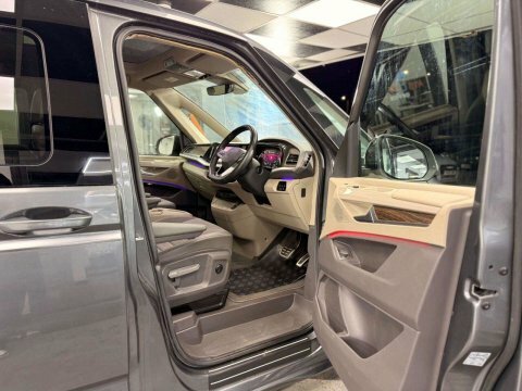 Volkswagen Multivan Life 1.4 Tsi Ehybrid 218Ps Dsg 7 Seat Black #31