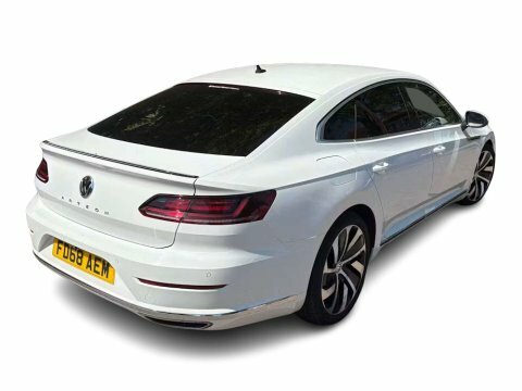 Volkswagen Arteon 2.0 Arteon R-line White #2