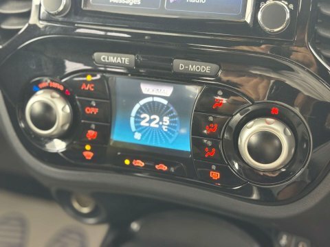 Nissan Juke 1.6 Juke Tekna OE19CVC Black #4