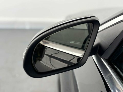 Mercedes-Benz C Class 2.0 C200 Sport Black #5
