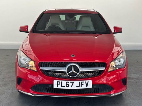 Mercedes-Benz CLA Class 1.6 Cla 180 Red #2