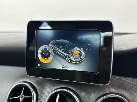 Mercedes-Benz CLA Class 2L Amg Line White #18