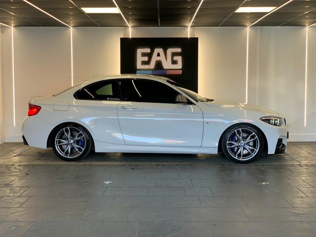 BMW 2 Series Gran Coupe 3L Null White #2