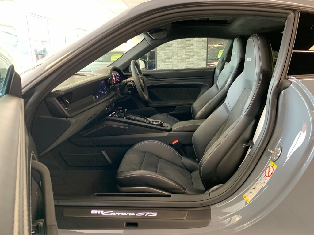 Porsche 911 S Pdk White #25