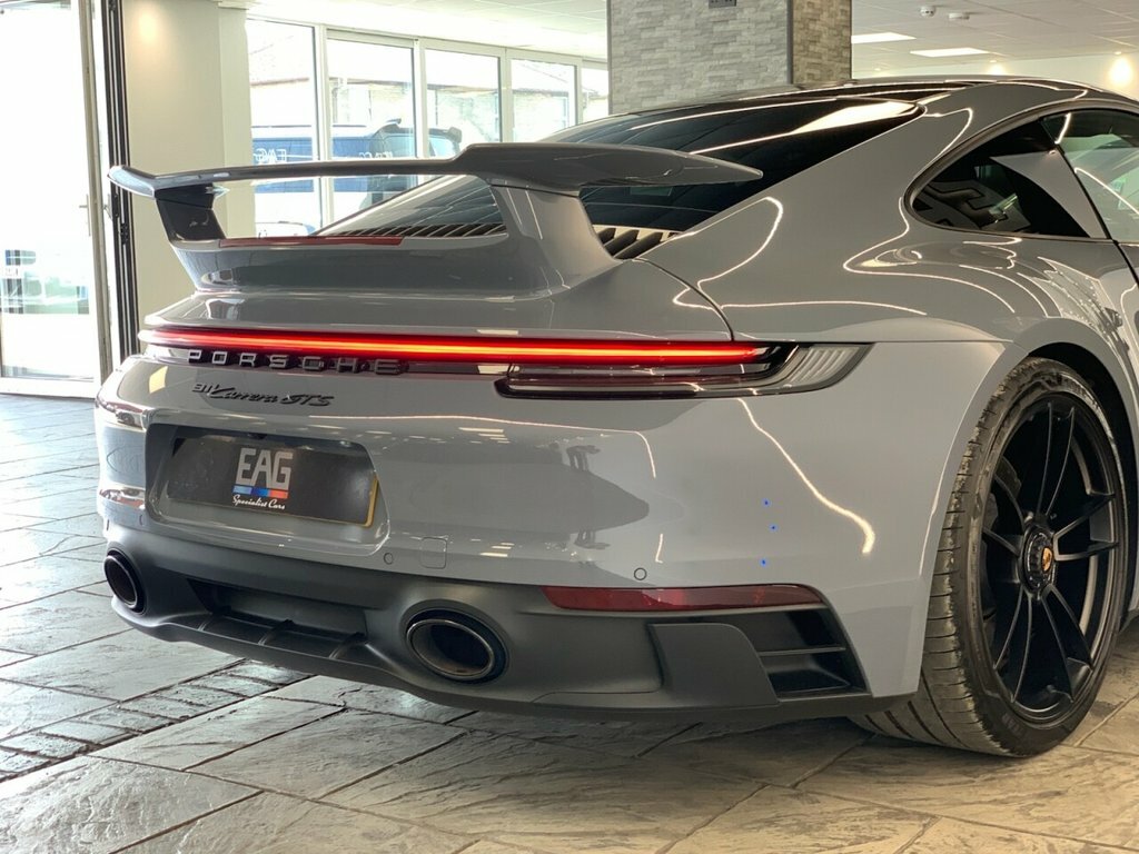 Porsche 911 S Pdk White #10
