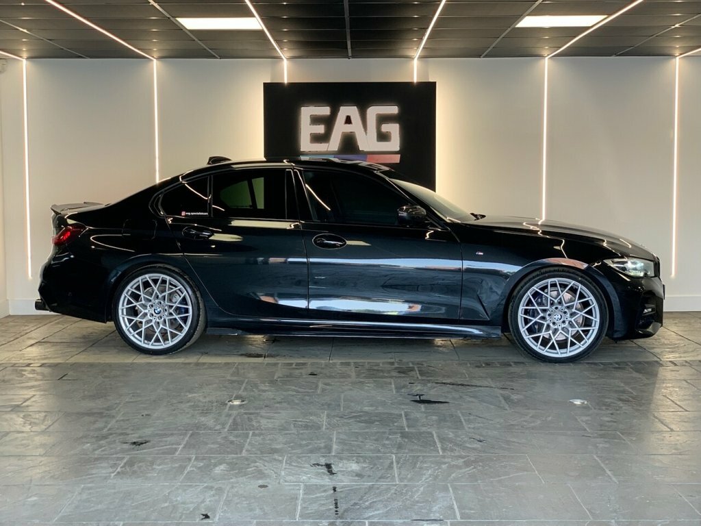 BMW 3 Series 2L M Sport Black #2