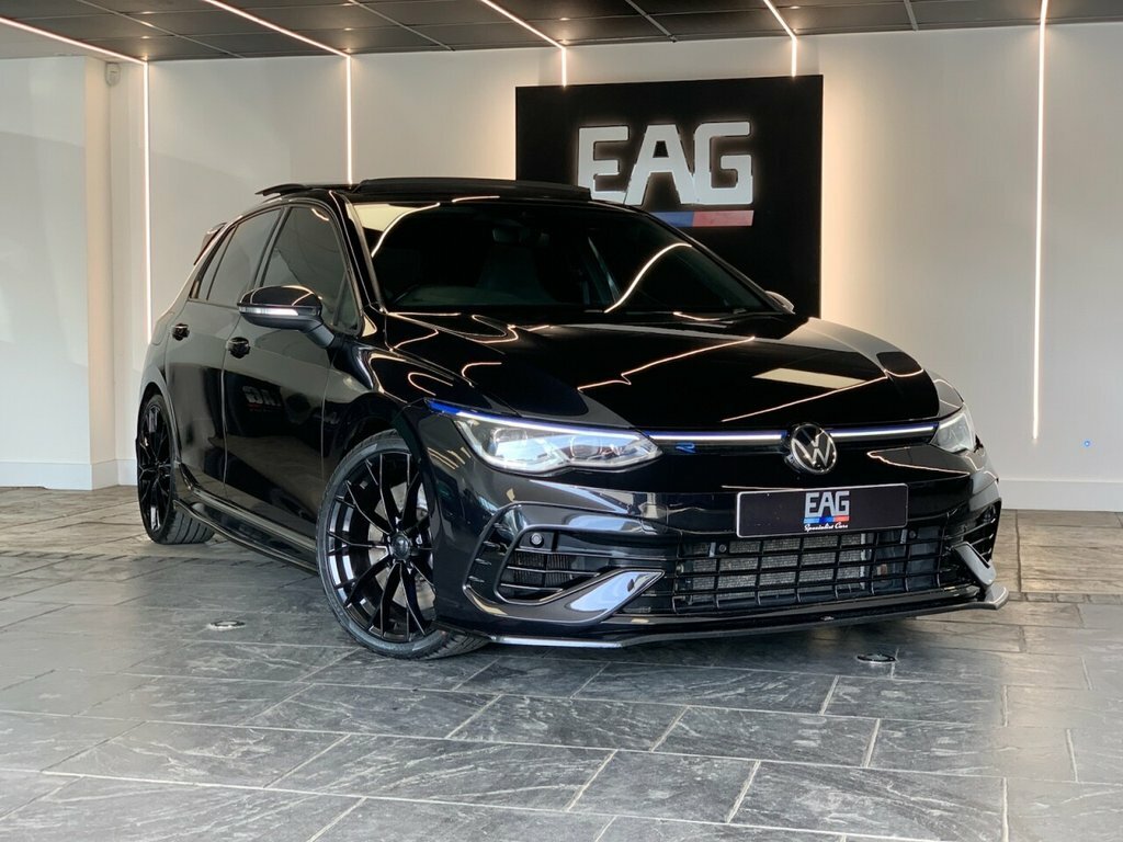 Volkswagen Golf 2L R Black