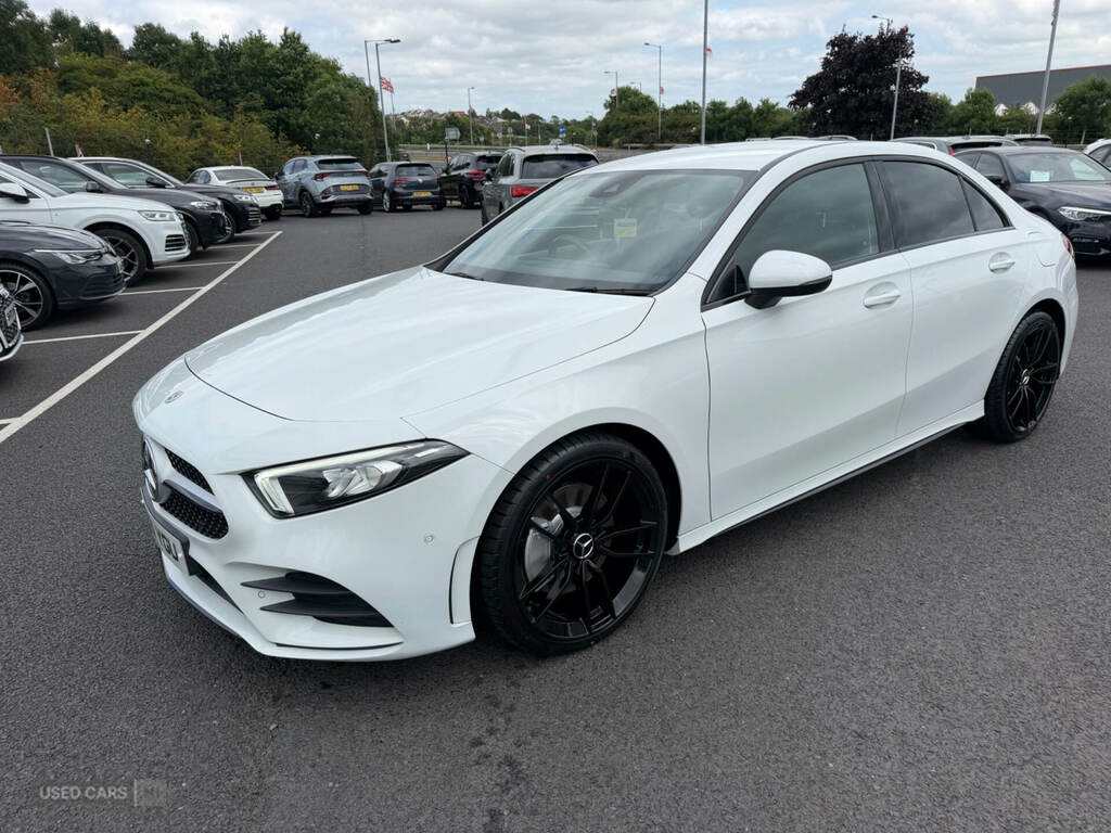 Mercedes-Benz A Class A220d Amg Line Executive WF21YGU White