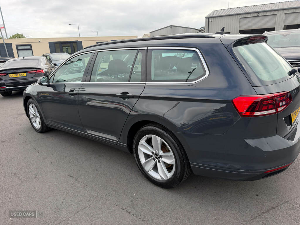 Volkswagen Passat 2.0 Tdi Evo Scr Se Nav Dsg VF21EOZ Grey #2