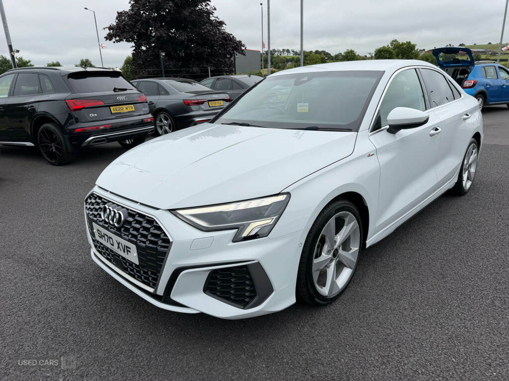 Audi A3 35 Tfsi S Line S Tronic Black #4