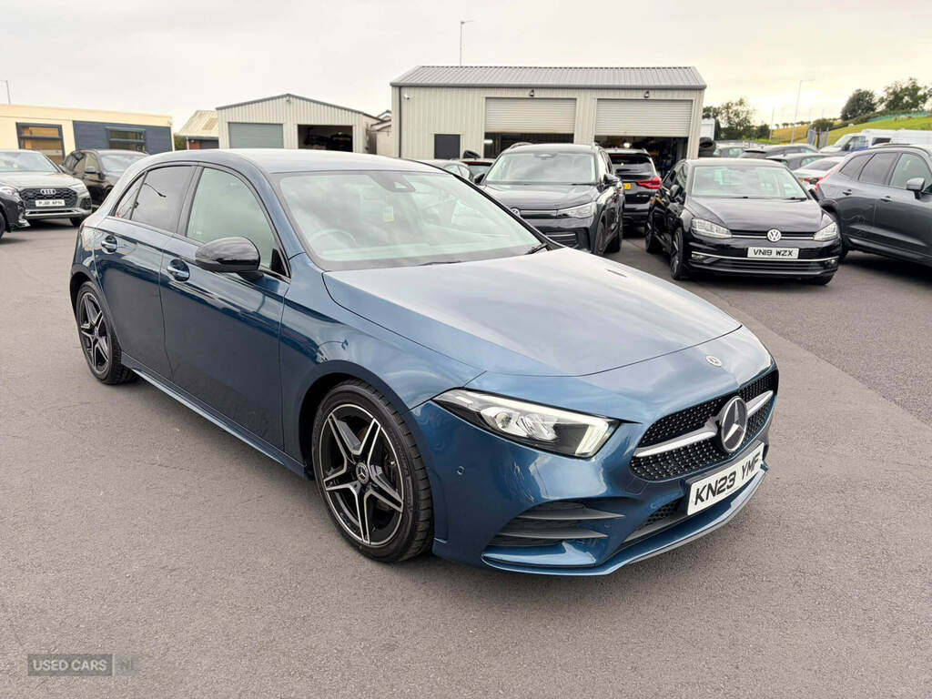 Mercedes-Benz A Class A180d 2.0 Amg Line Executive Blue