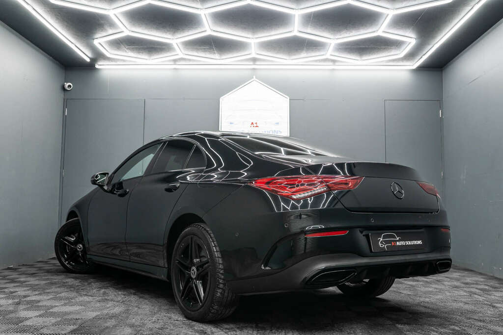 Mercedes-Benz 250 Cla Amg Line Premium E  #3