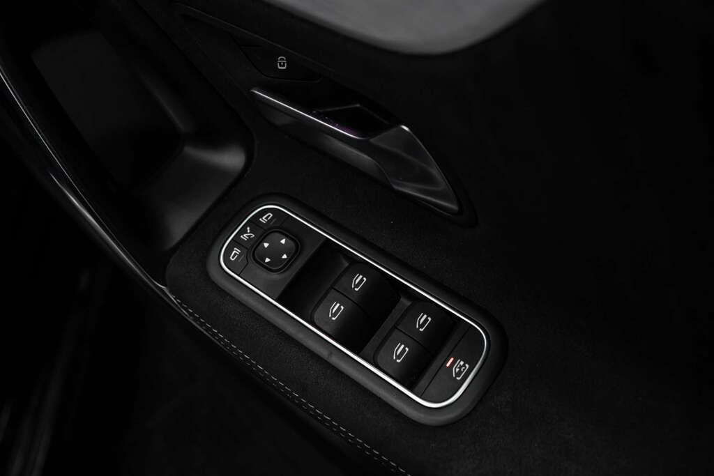 Mercedes-Benz A Class Amg Line Edition Premium KE22RNX #6