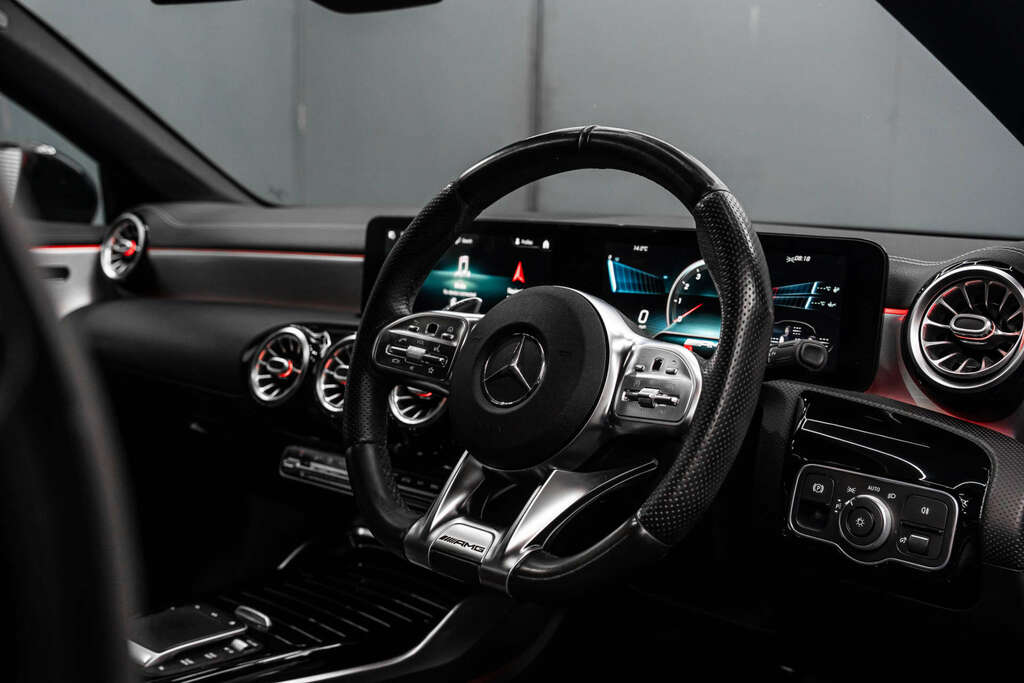 Mercedes-Benz CLA Class Premium 4Matic 4Wd WG22XXE #4