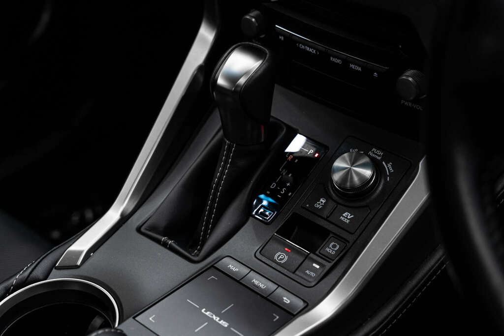 Lexus NX Luxury Cvt 4Wd  #4
