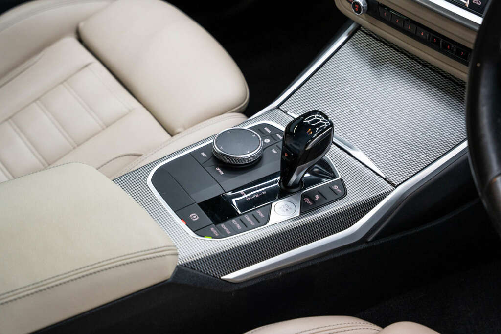 BMW 3 Series M Sport YB69YJZ #6