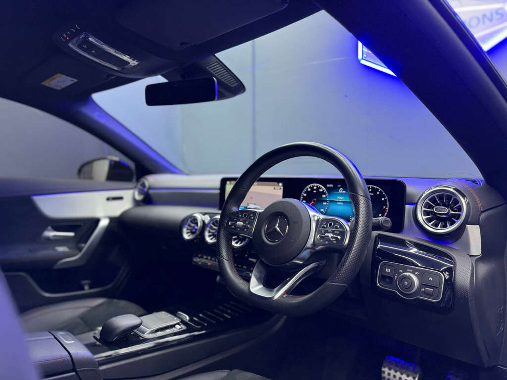 Mercedes-Benz 250 A E Amg Line Premium Plus Black #23