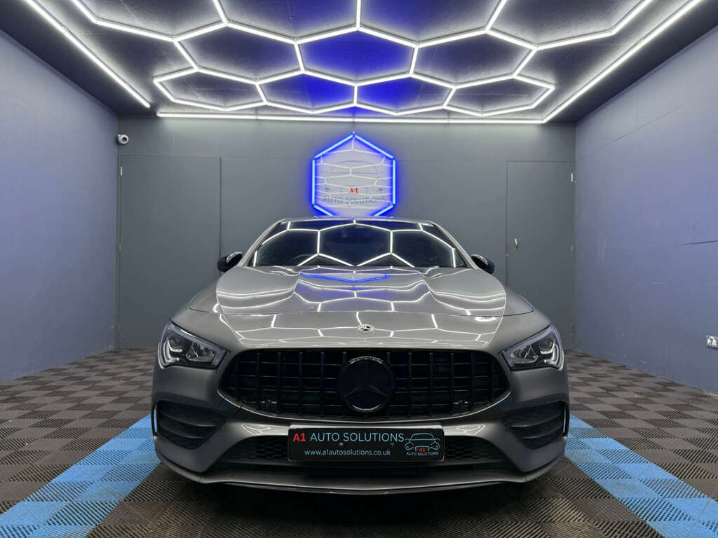 Mercedes-Benz 250 A E Amg Line Premium Plus Black #16