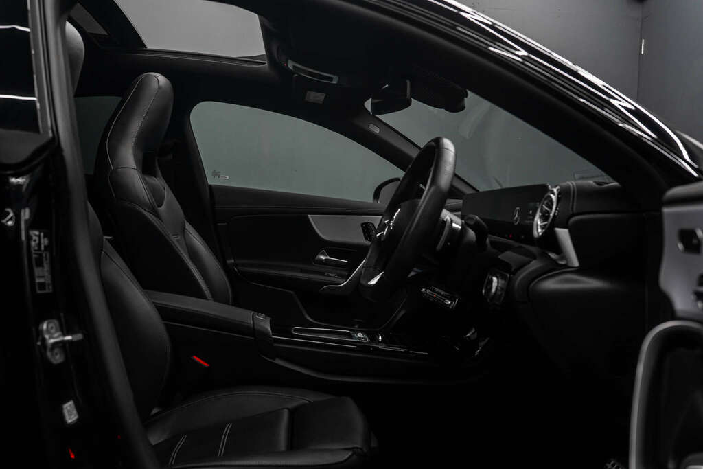 Mercedes-Benz CLA Class Amg Line Premium Plus Mhev KM73EHK #4