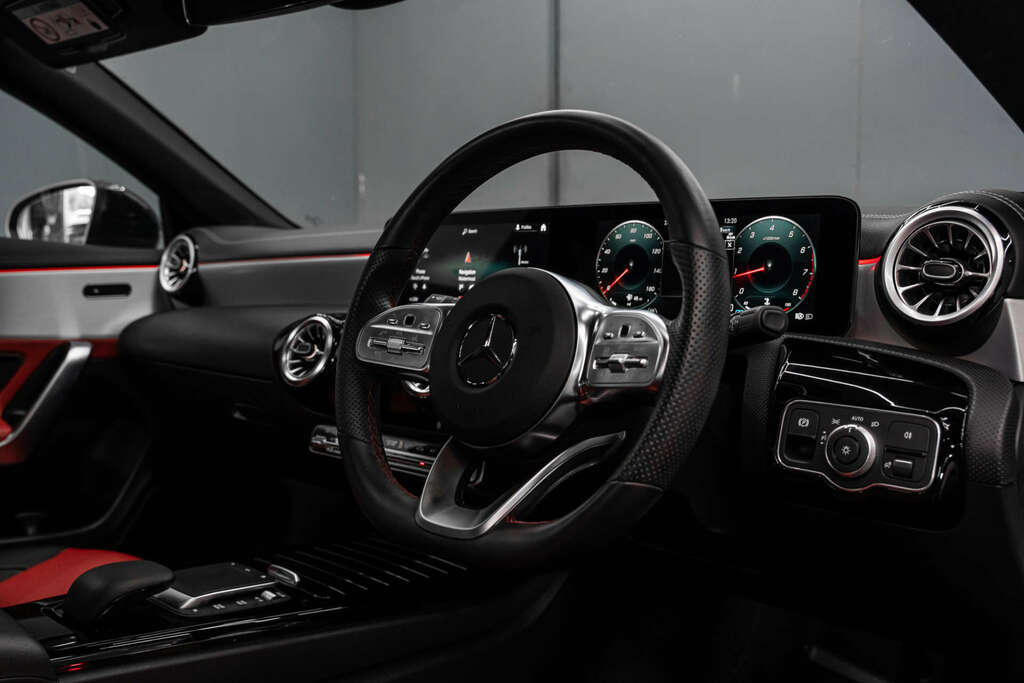 Mercedes-Benz CLA Class Amg Line Premium #2