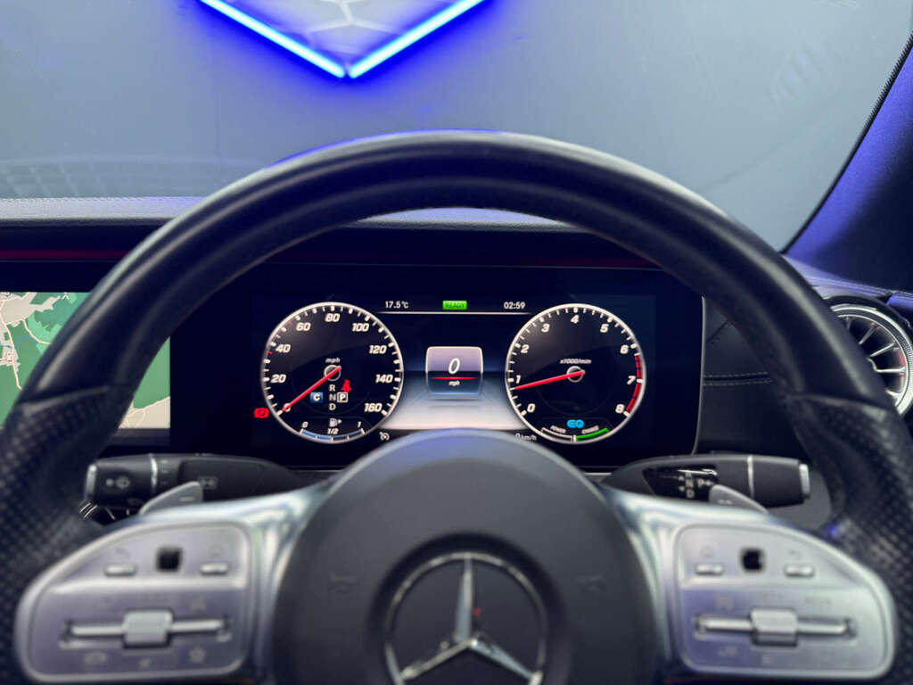 Mercedes-Benz E Class E350d Amg Line Edition Premium Plus 9G-tronic White #23