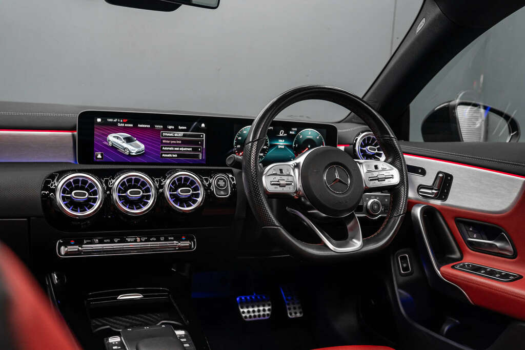 Mercedes-Benz CLA Class Amg Line Premium  #2