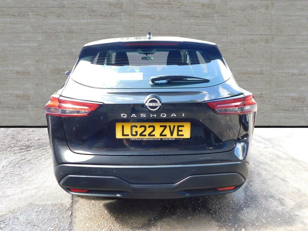 Nissan Qashqai 1.3 Dig-t Mhev Acenta Premium Eu... LG22ZVE Black #6