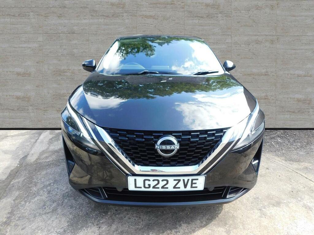 Nissan Qashqai 1.3 Dig-t Mhev Acenta Premium Eu... LG22ZVE Black #2
