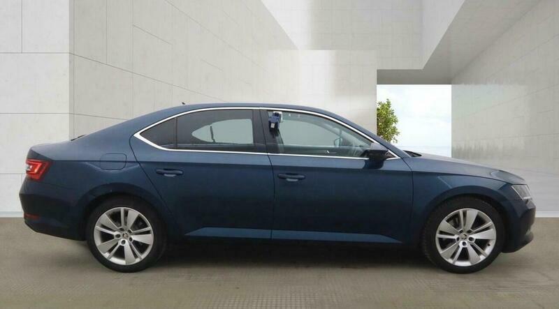 Skoda Superb 2.0 Tdi Se L CX18OKW Blue #5