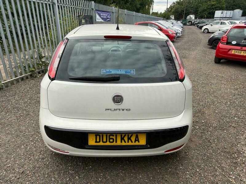 Fiat Punto 1.2 Mylife 68 Bhp White #11