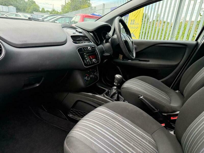 Fiat Punto 1.2 Mylife 68 Bhp White #27