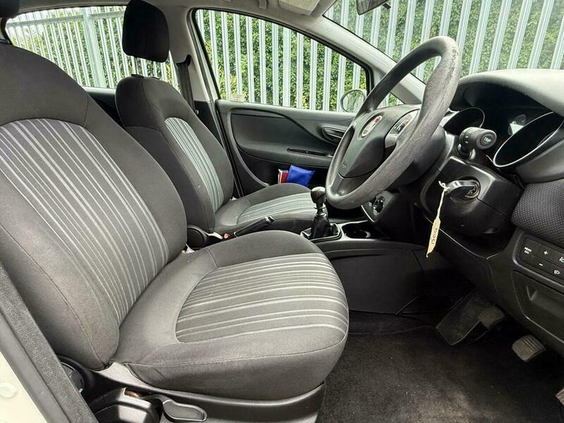 Fiat Punto 1.2 Mylife 68 Bhp White #17