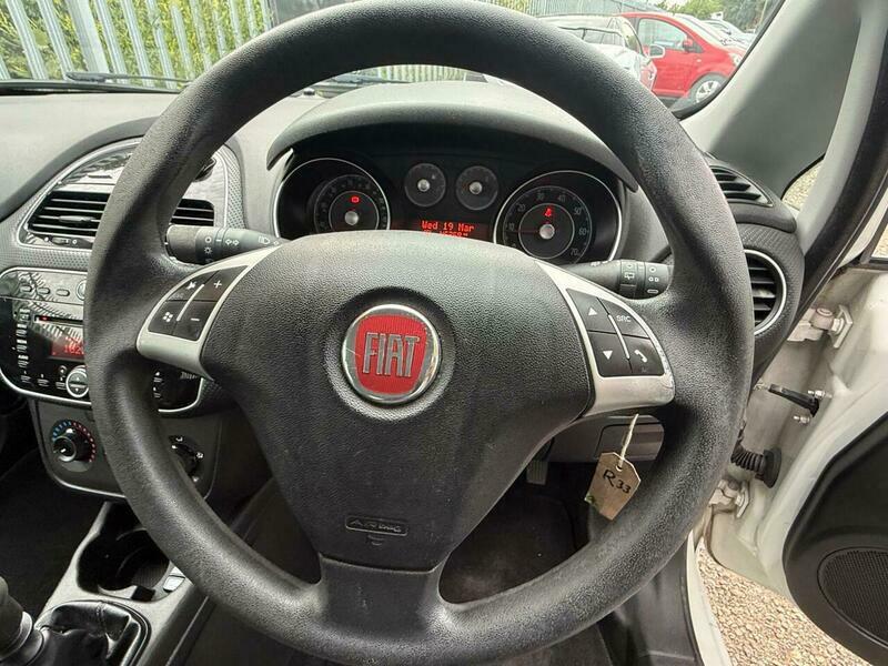 Fiat Punto 1.2 Mylife 68 Bhp White #26