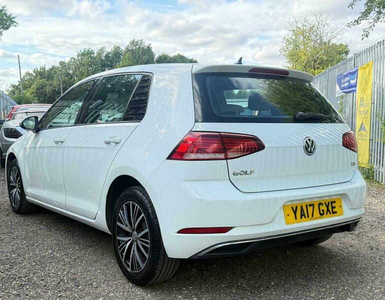 Volkswagen Golf 1.6 Tdi Bluemotion Tech YA17GXE White #4