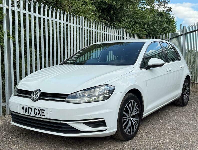 Volkswagen Golf 1.6 Tdi Bluemotion Tech YA17GXE White #3