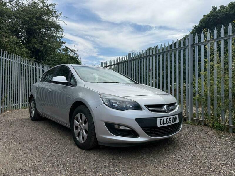 Vauxhall Astra 1.6I Design Euro 6 Silver