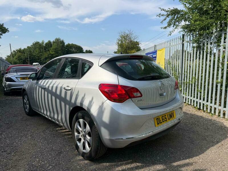 Vauxhall Astra 1.6I Design Euro 6 Silver #4