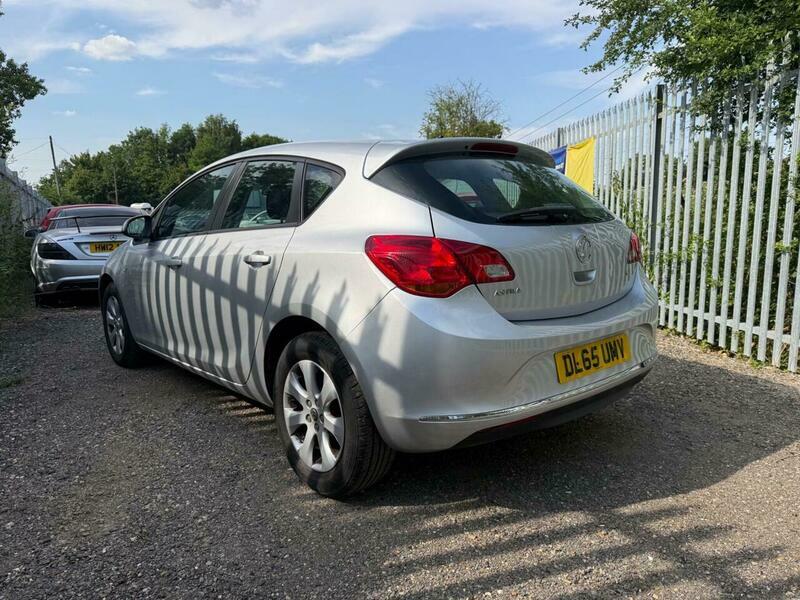 Vauxhall Astra 1.6I Design Euro 6 Silver #3