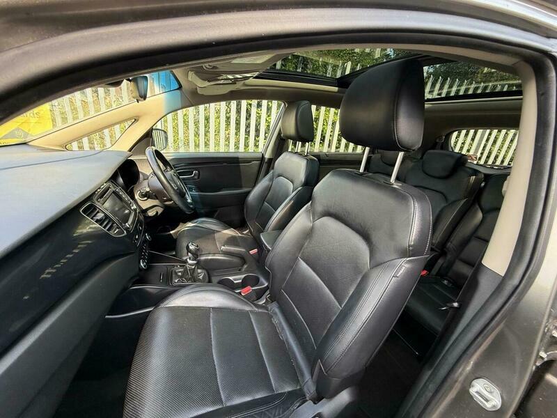 Kia Carens 2 Silver #47