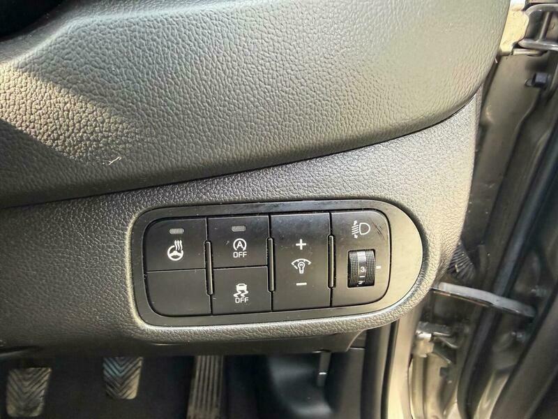 Kia Carens 2 Silver #28