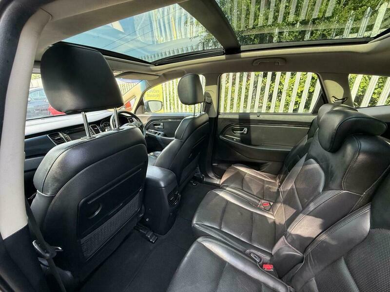Kia Carens 2 Silver #44